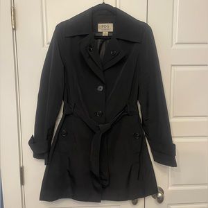 Black Trench/Rain Jacket - London Fog - Size M